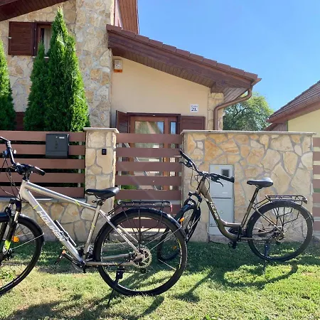 Barraca Βίλα Dunapataj